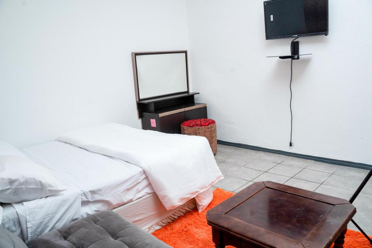 Lancaster Guest House Boksburg Esterno foto